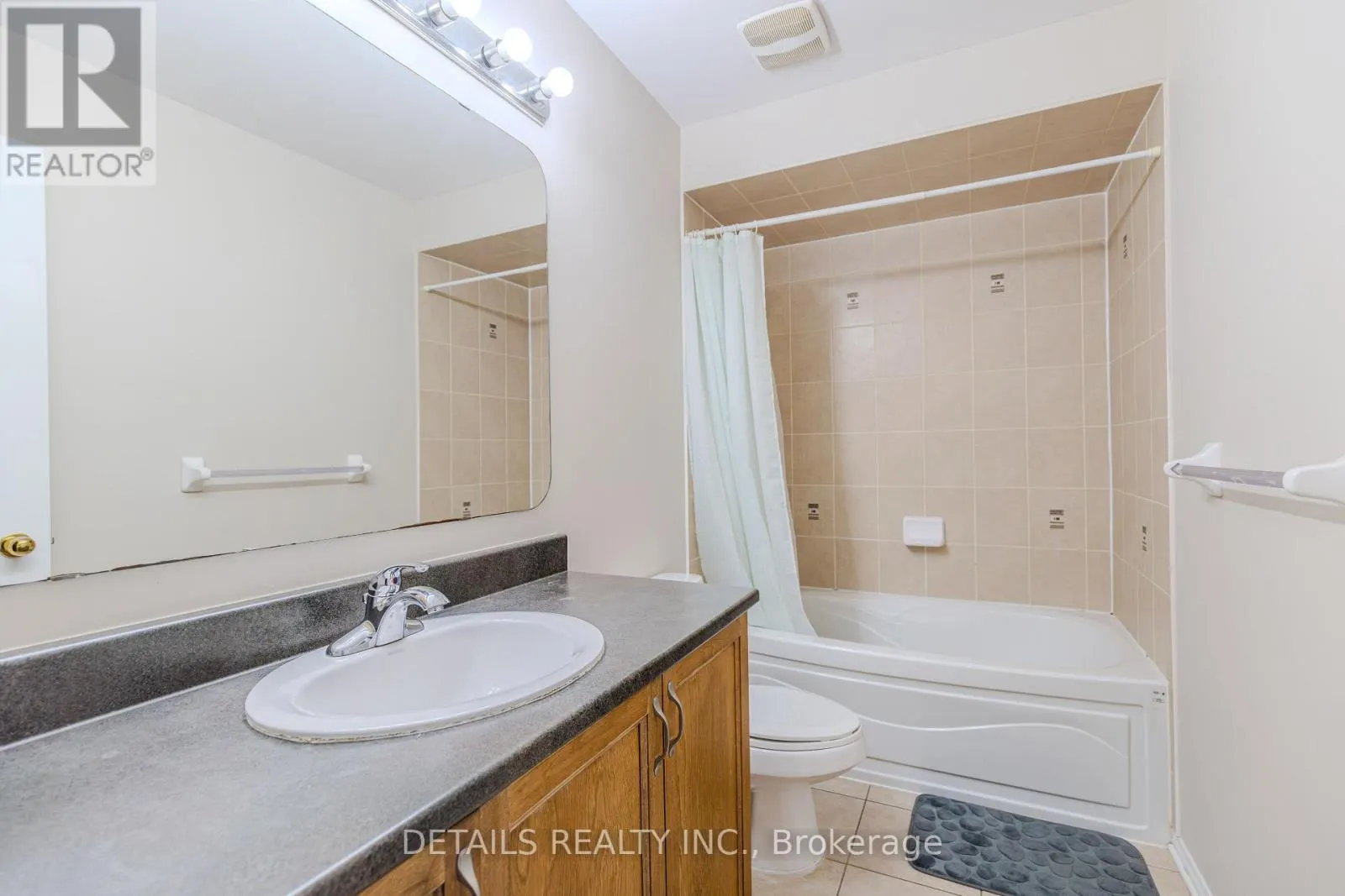 143 GATESPARK PRIVATE