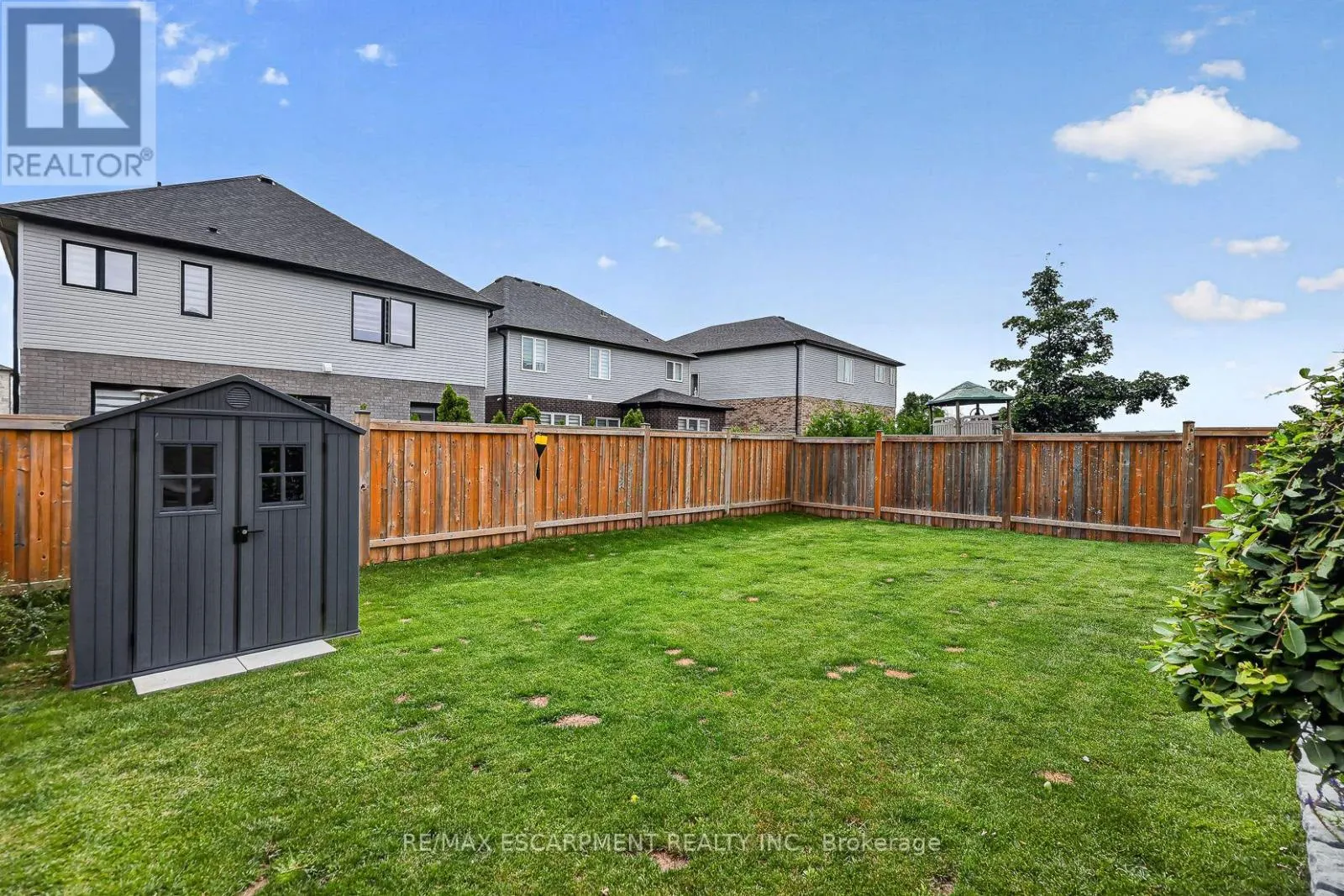 9 GIBBONS ROAD