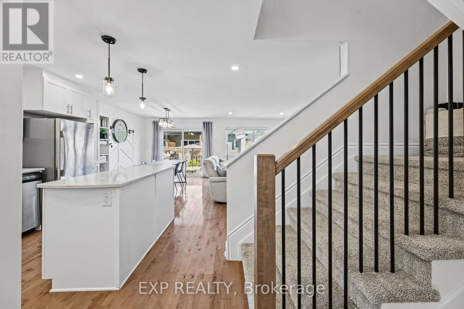 305 TWILIGHT AVENUE