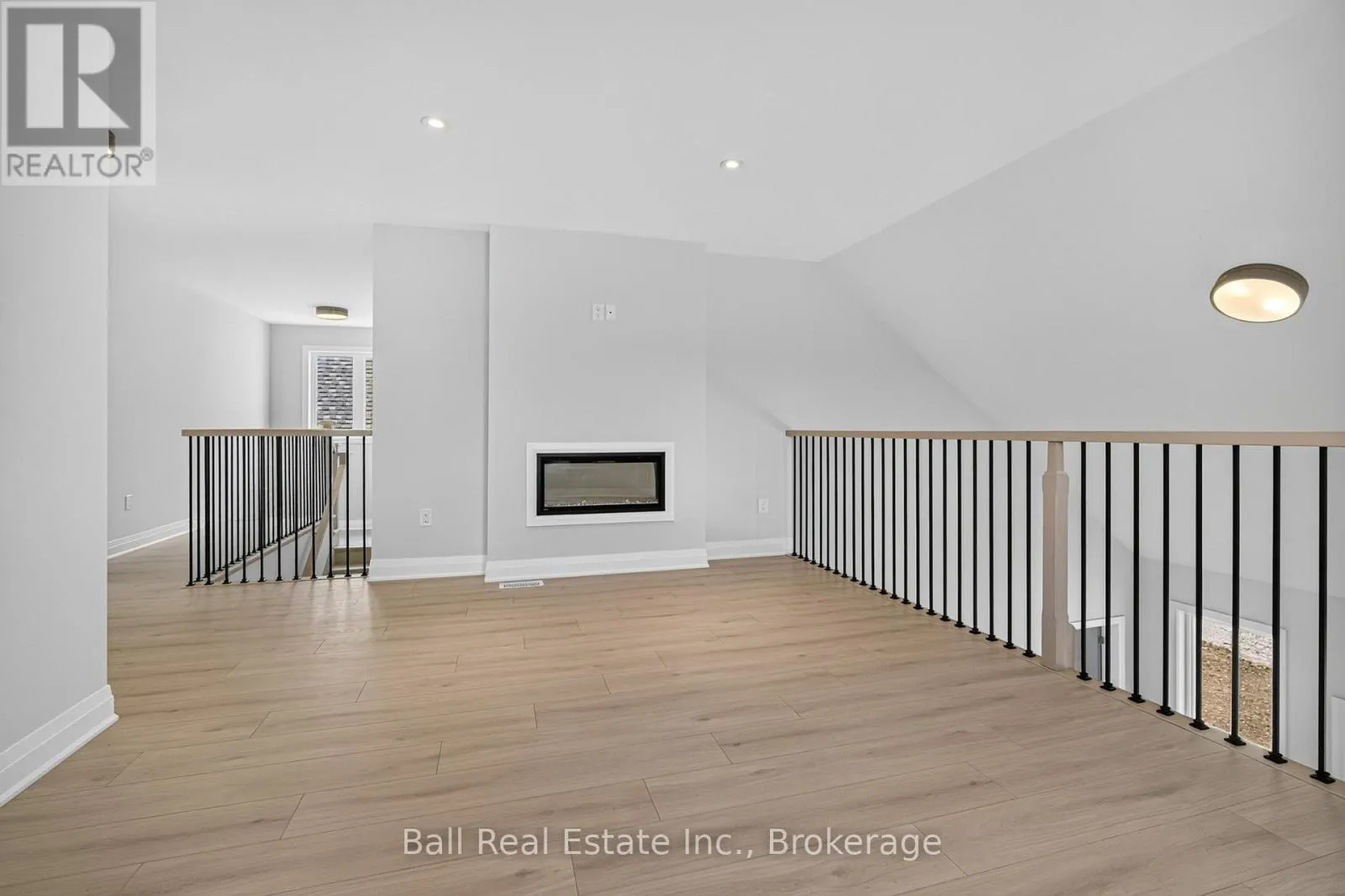 69 CEDARTREE LANE