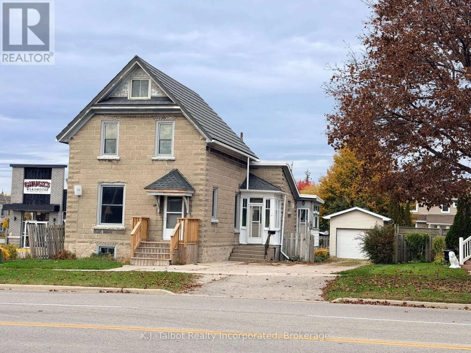 87 ELGIN AVENUE E