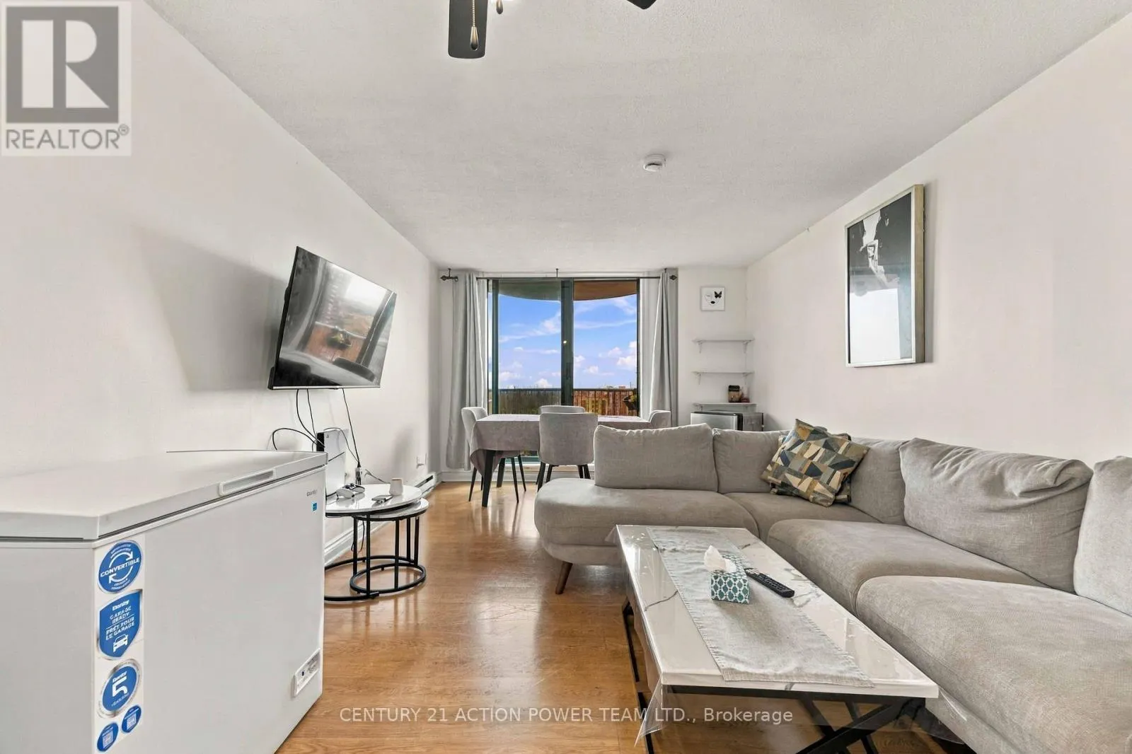 1010 - 1440 HERON ROAD