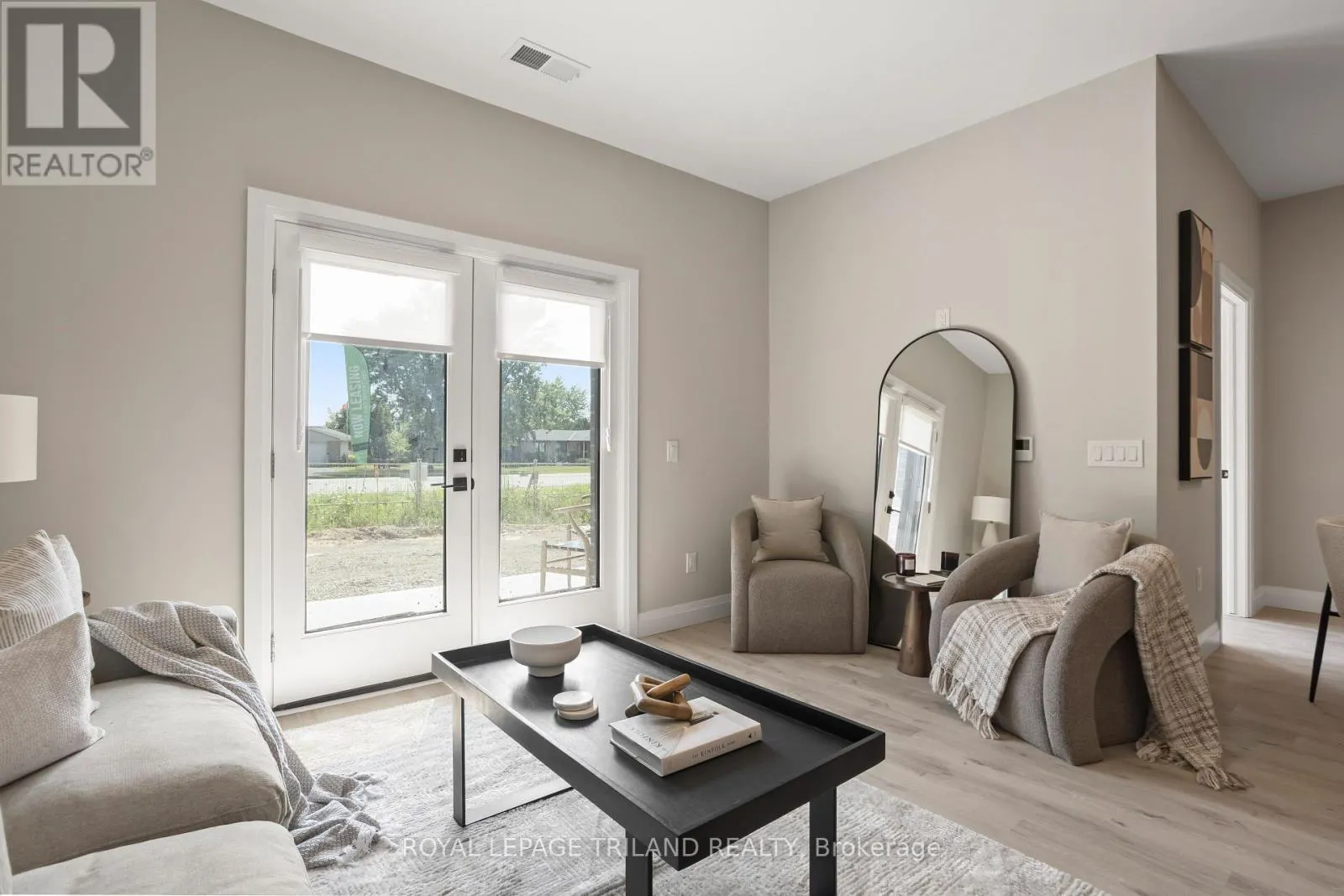 305 - 33318 RICHMOND STREET #305