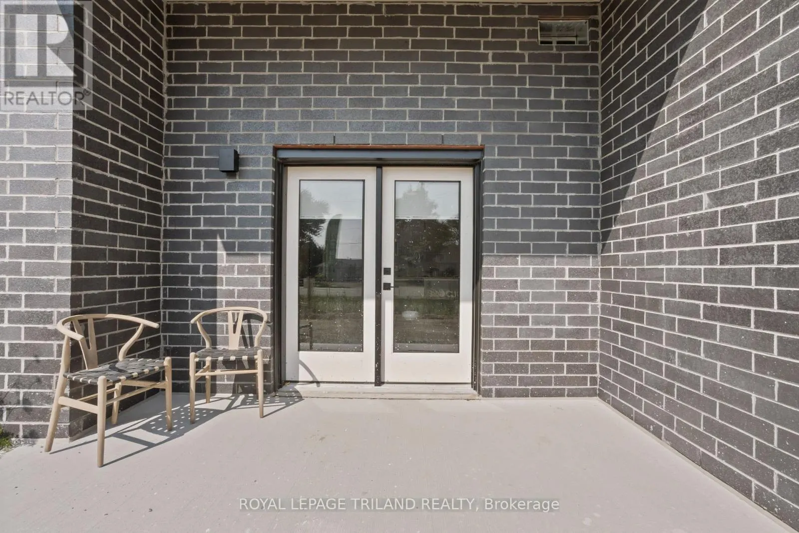 305 - 33318 RICHMOND STREET #305