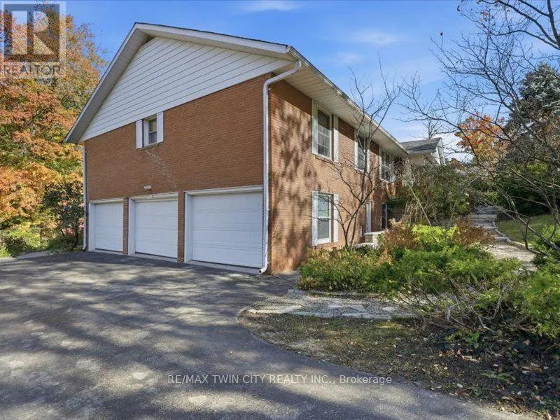 36 MAPLE HILL DRIVE