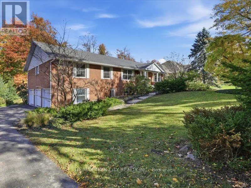 36 MAPLE HILL DRIVE
