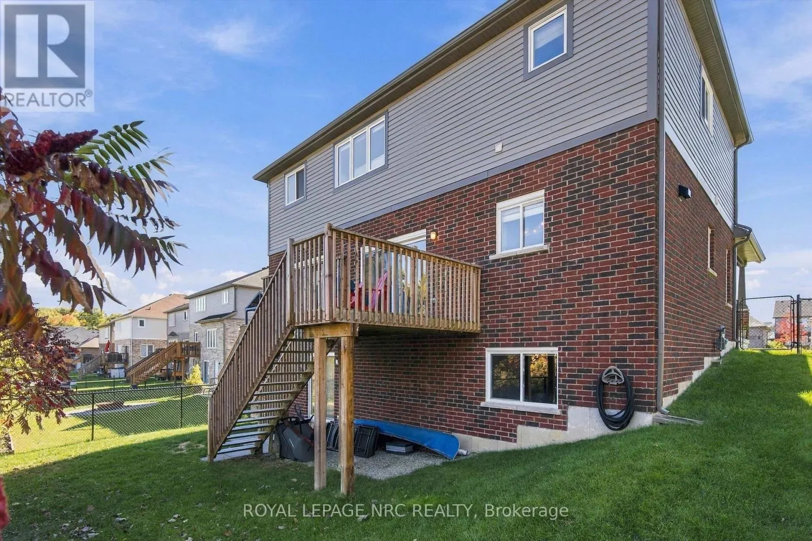 3606 CAROLINIA COURT