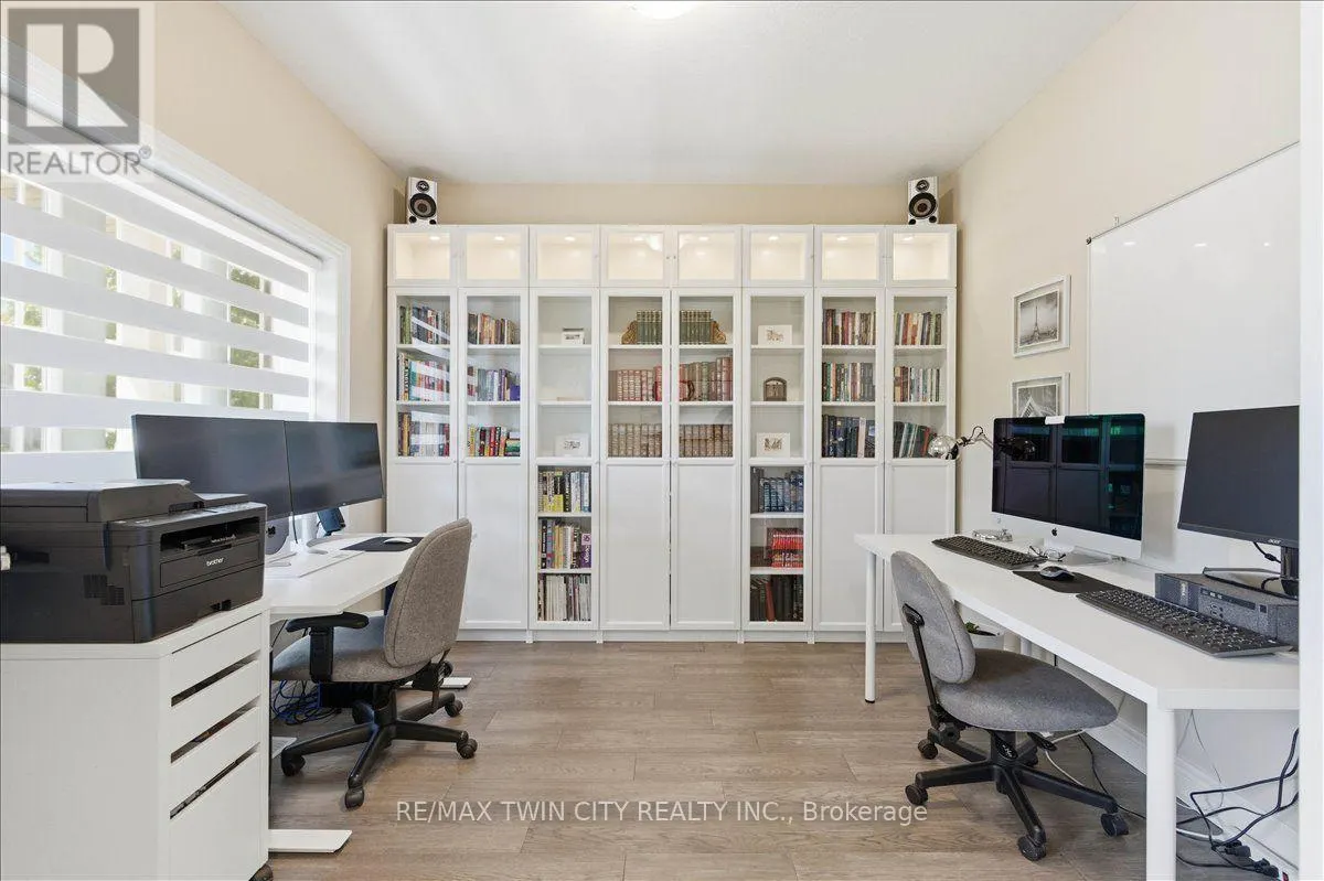787 SNOWBERRY COURT