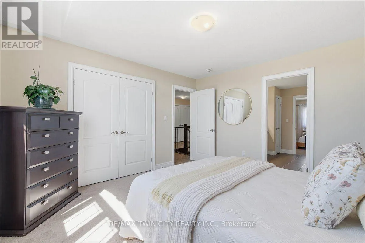 787 SNOWBERRY COURT