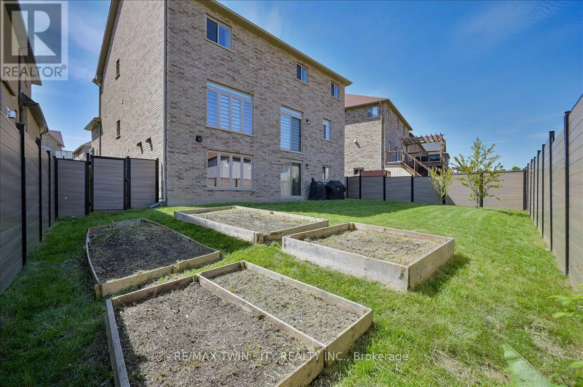 787 SNOWBERRY COURT
