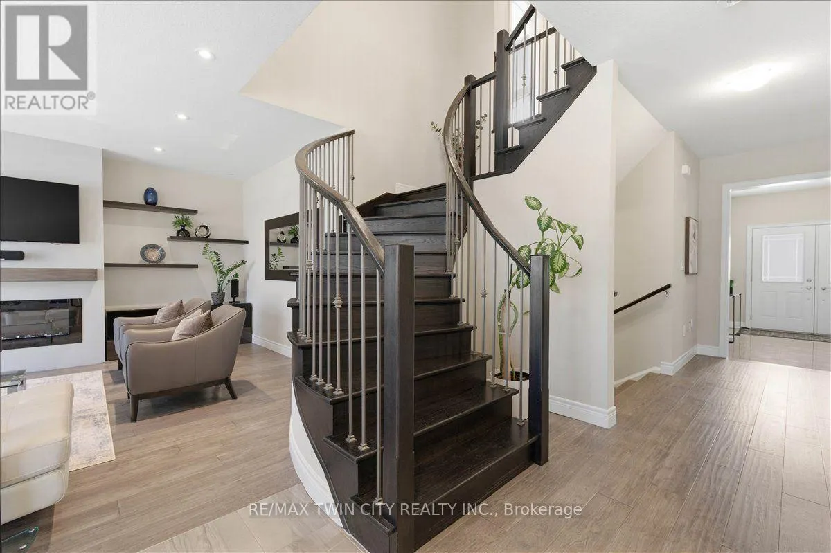 787 SNOWBERRY COURT
