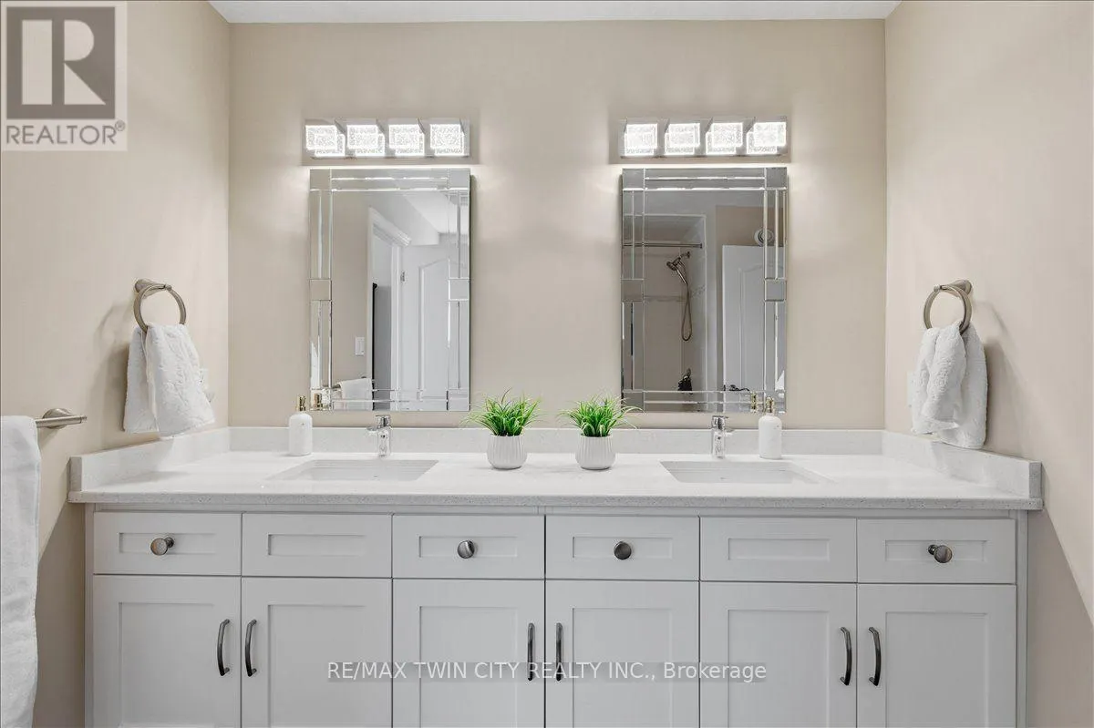 787 SNOWBERRY COURT