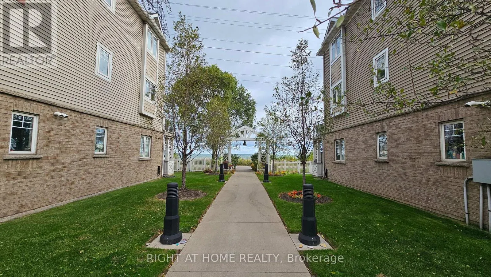40 - 337 BEACH BOULEVARD