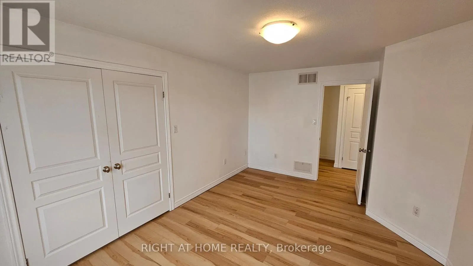 40 - 337 BEACH BOULEVARD