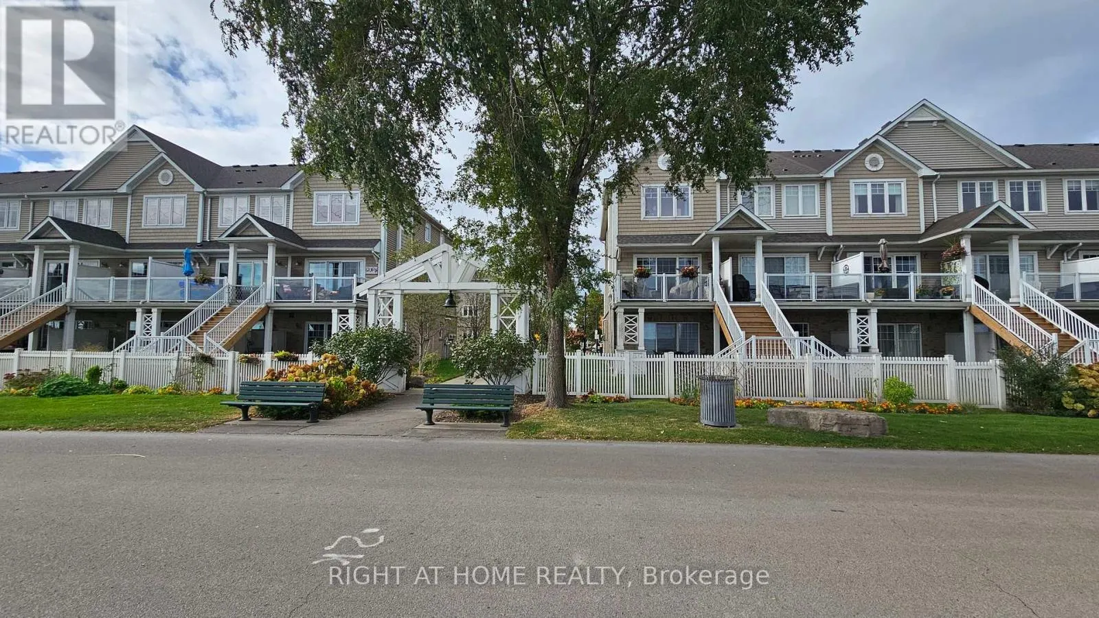 40 - 337 BEACH BOULEVARD