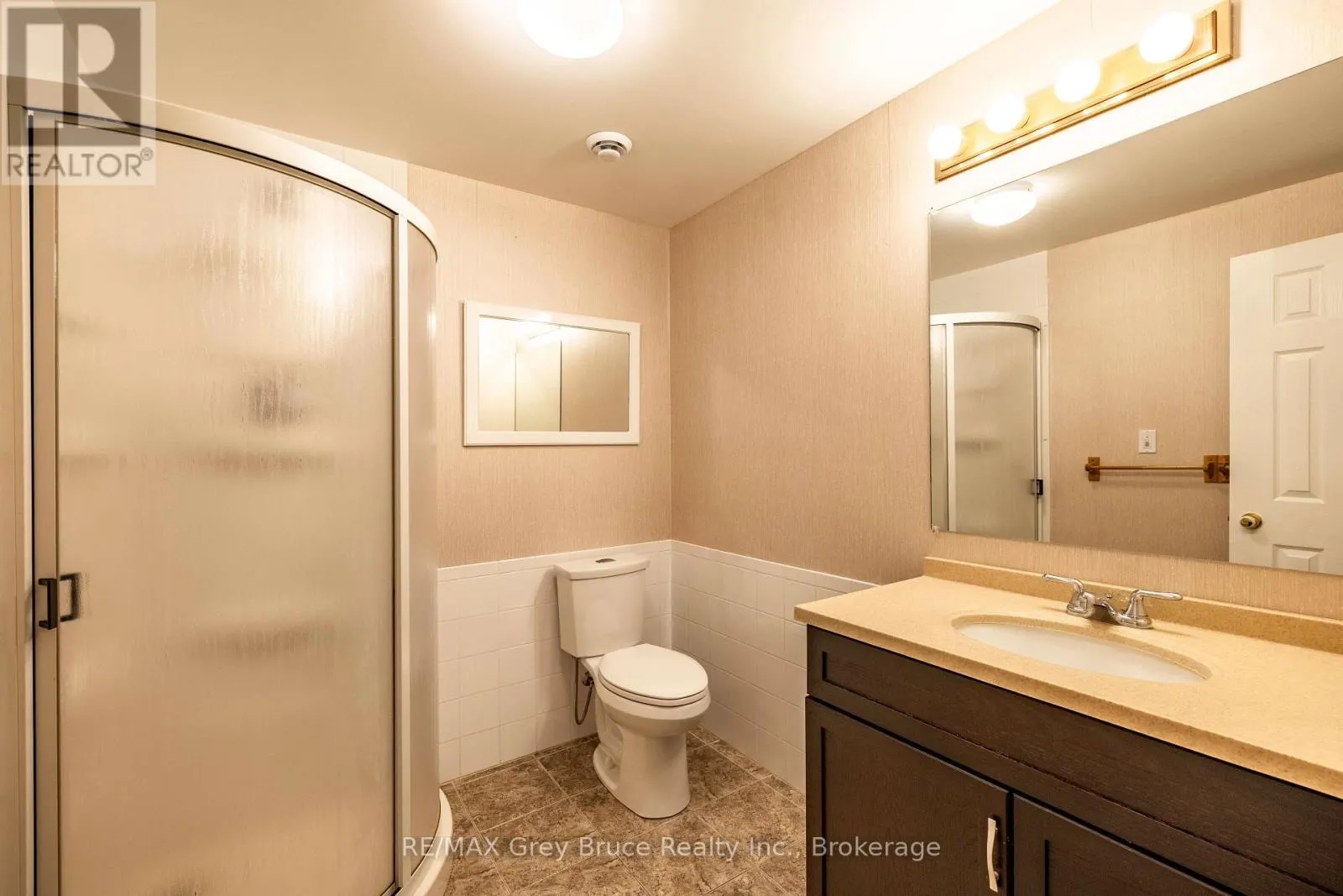 2353 5TH AVENUE W
