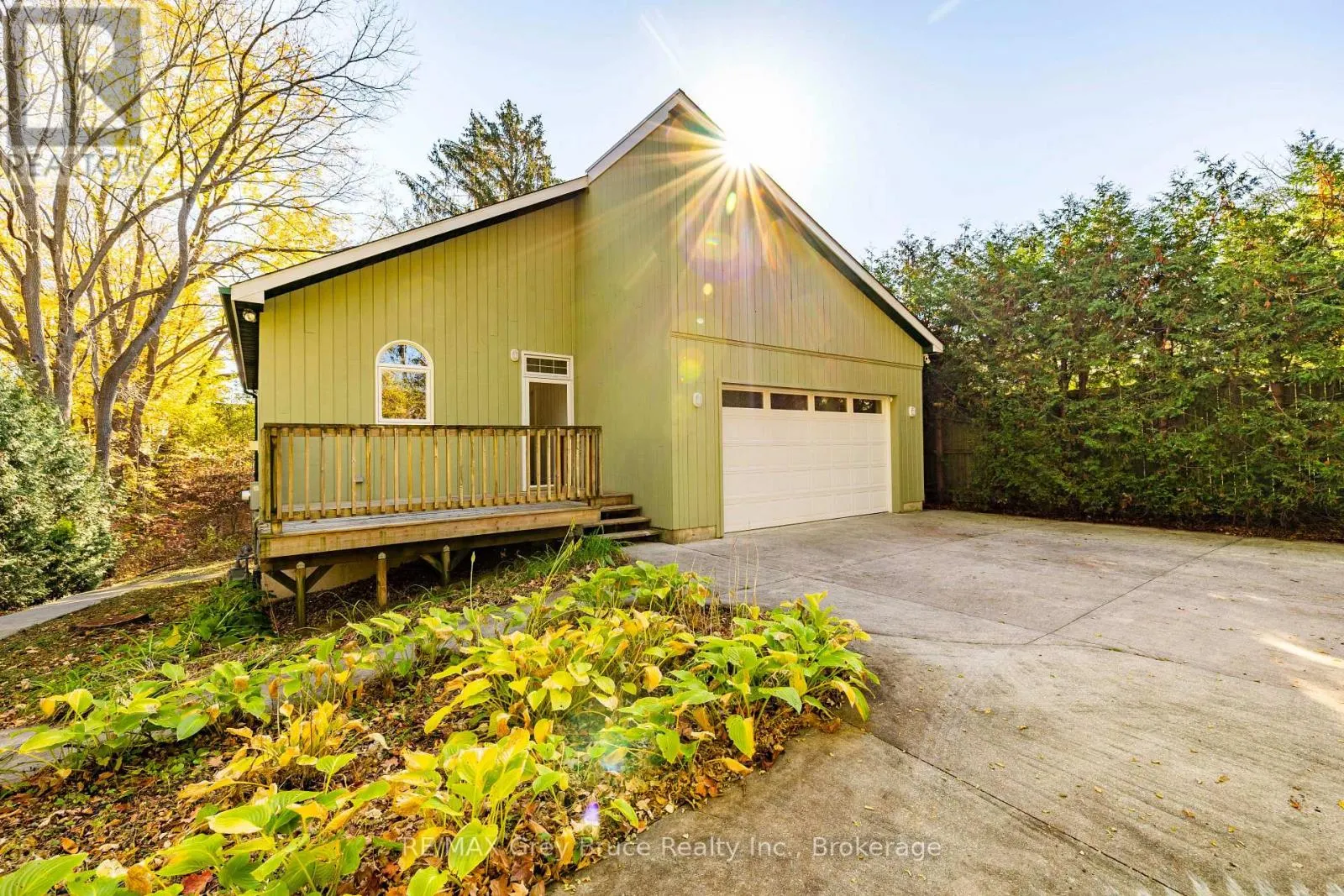 2353 5TH AVENUE W