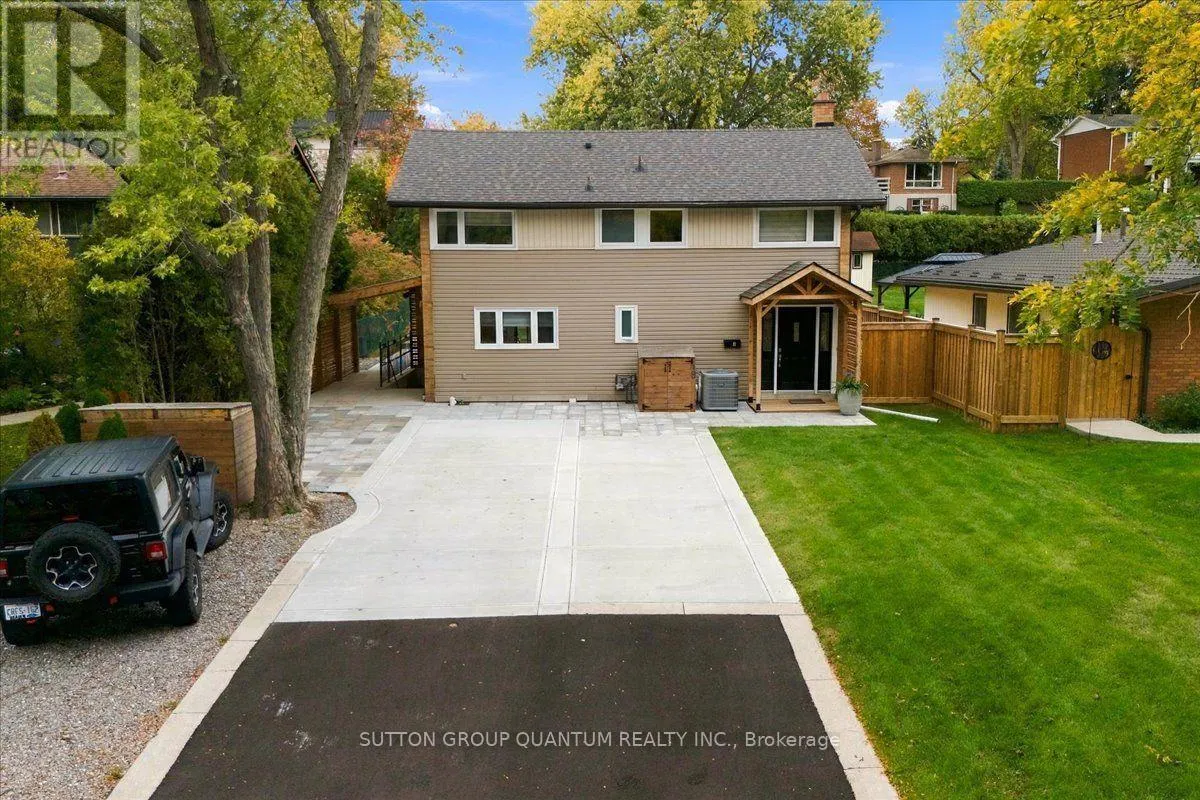 18 PLEASANT AVENUE