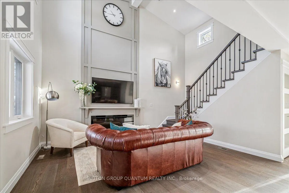 18 PLEASANT AVENUE