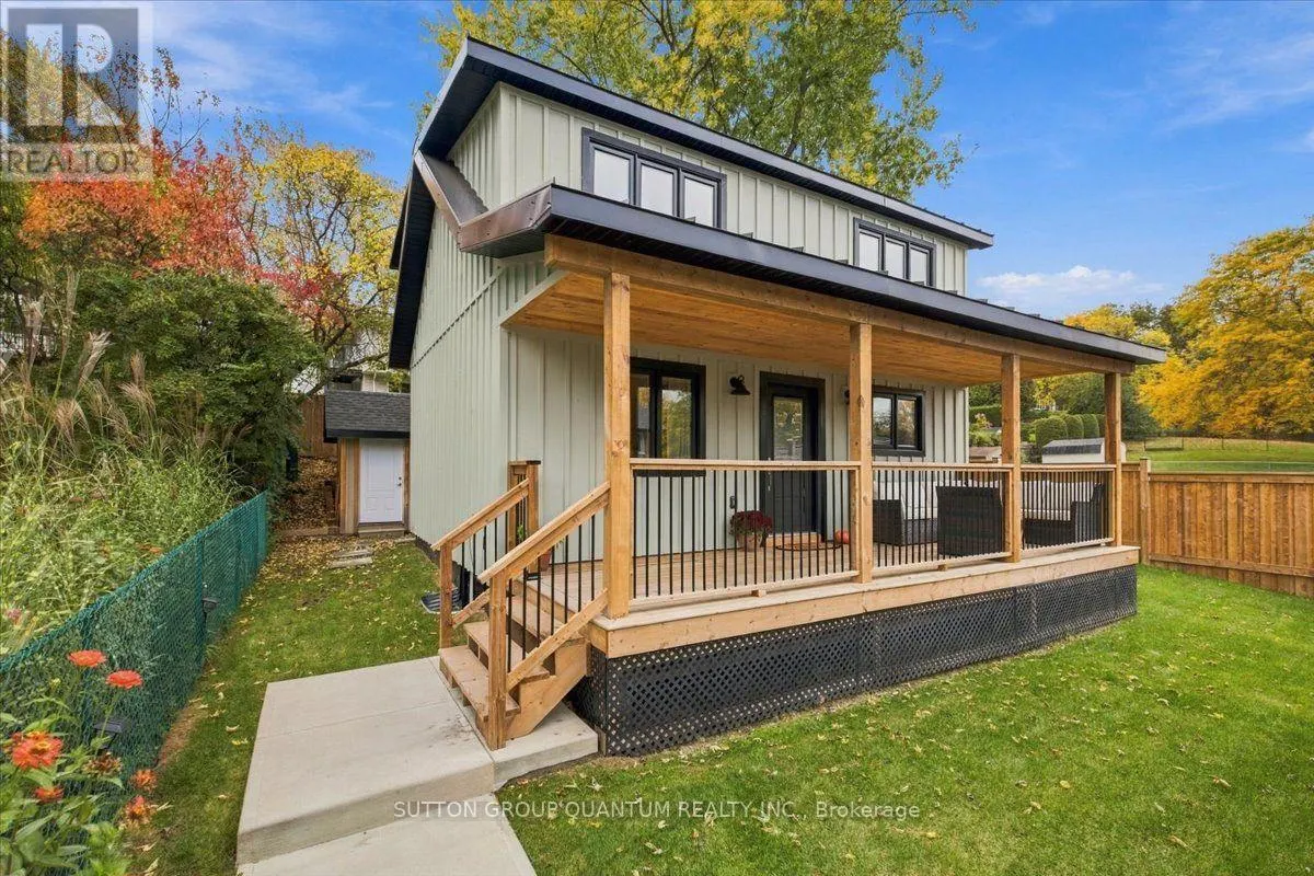18 PLEASANT AVENUE