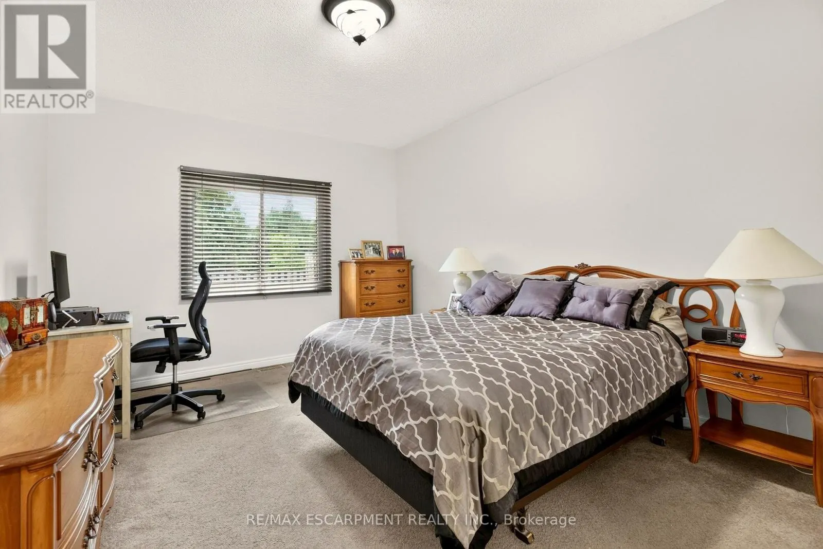 15 - 130 SOUTHBROOK DRIVE