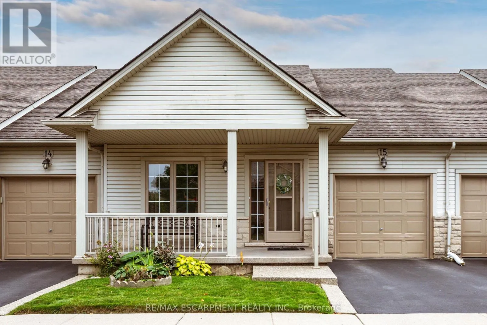 15 - 130 SOUTHBROOK DRIVE