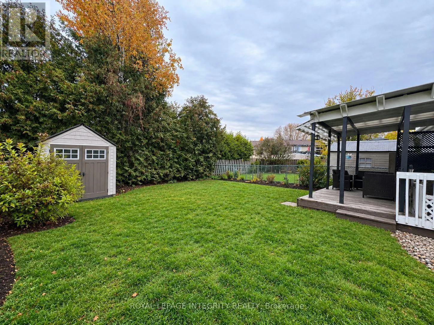 UPPER UNIT - 58 BINSCARTH CRESCENT