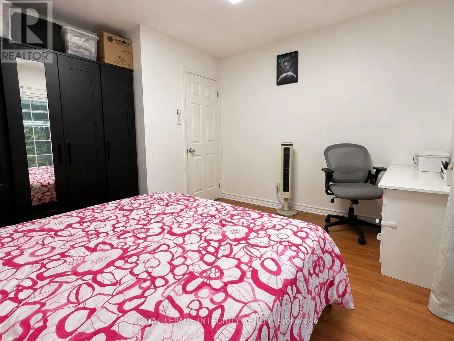 UPPER UNIT - 58 BINSCARTH CRESCENT