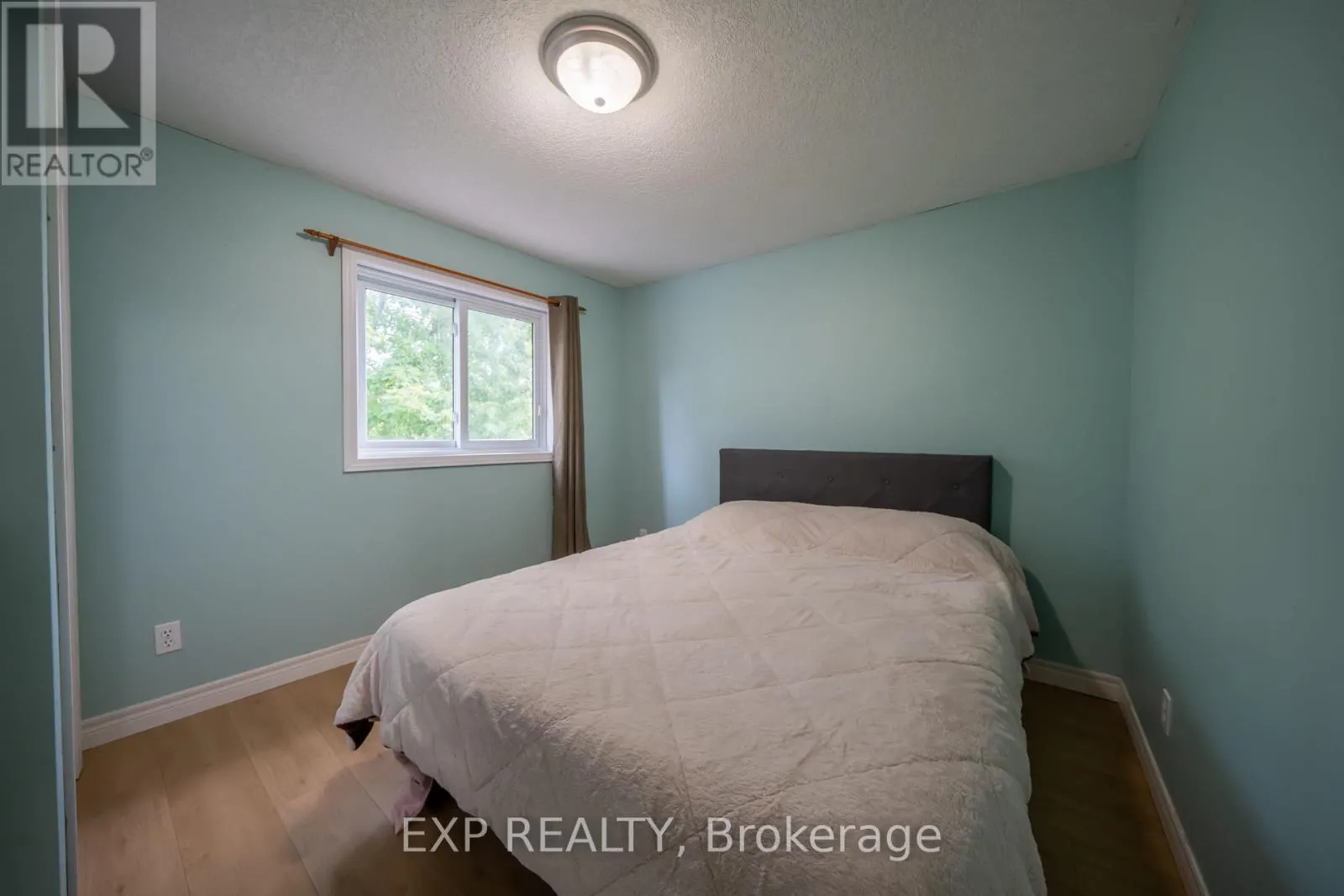 237 GREY FOX DRIVE
