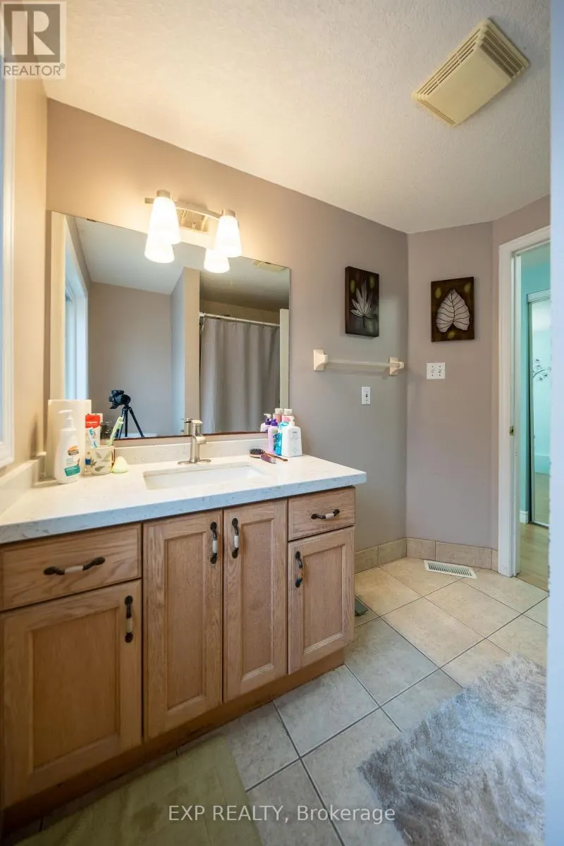 237 GREY FOX DRIVE