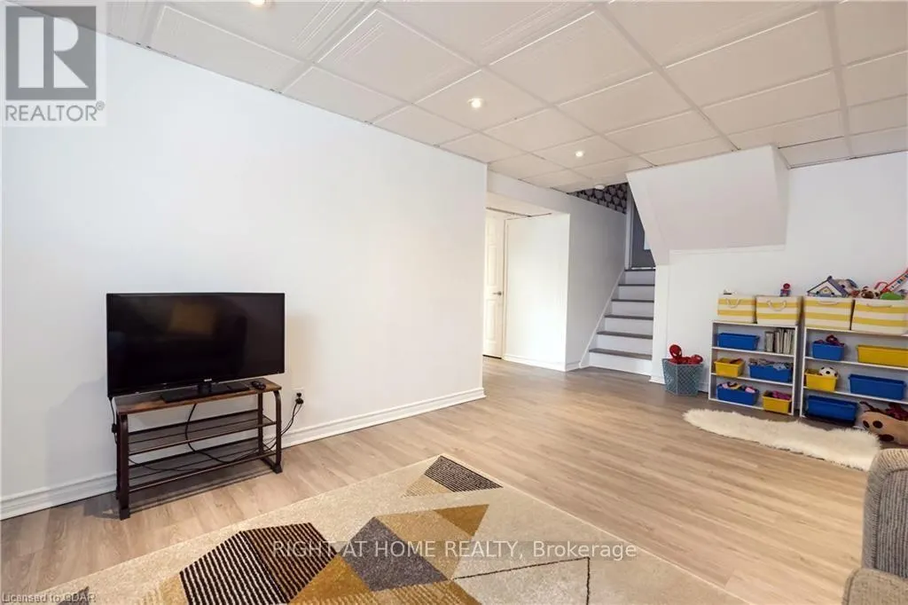 12 WESTMOUNT DRIVE