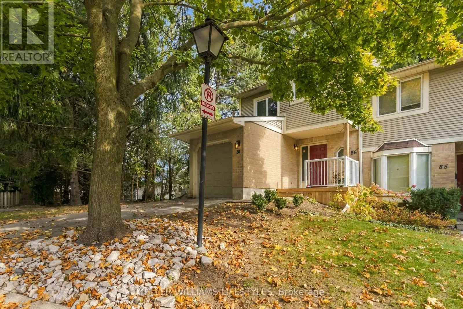 86 - 9 AILSA PLACE #86