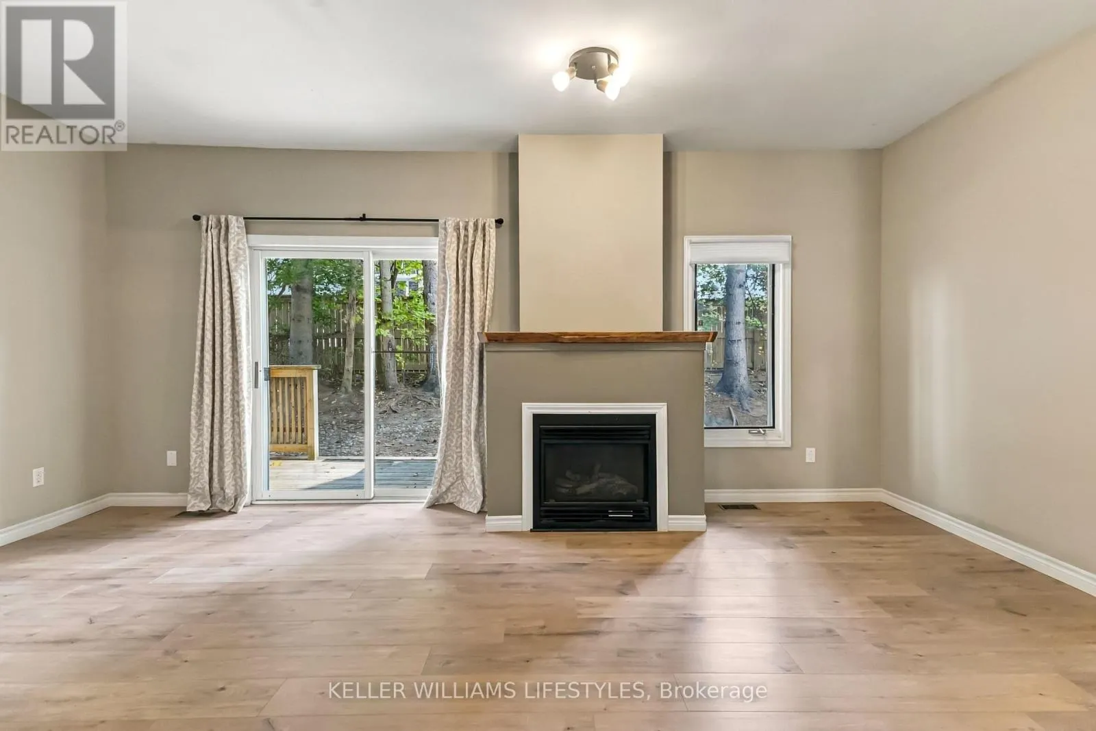 86 - 9 AILSA PLACE #86