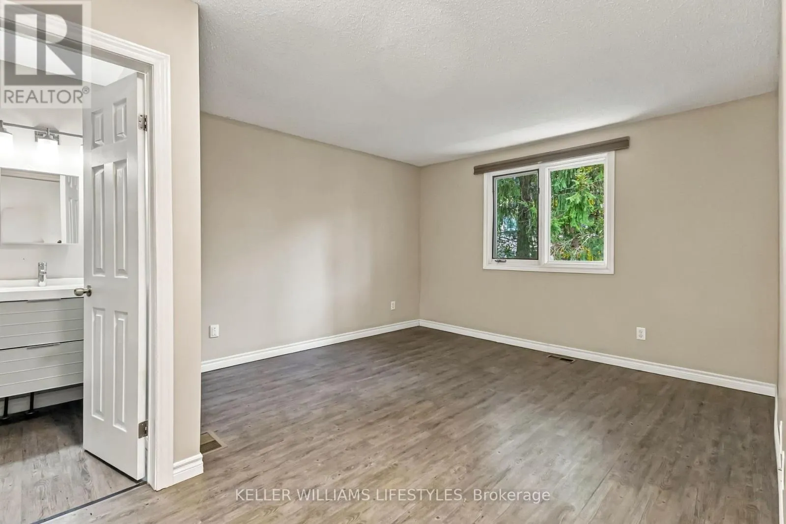 86 - 9 AILSA PLACE #86