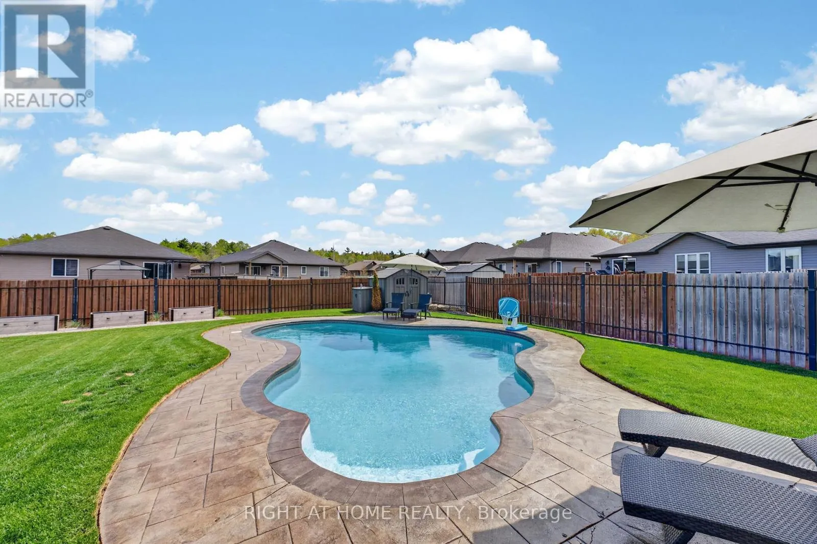 29 WOODBURN DRIVE