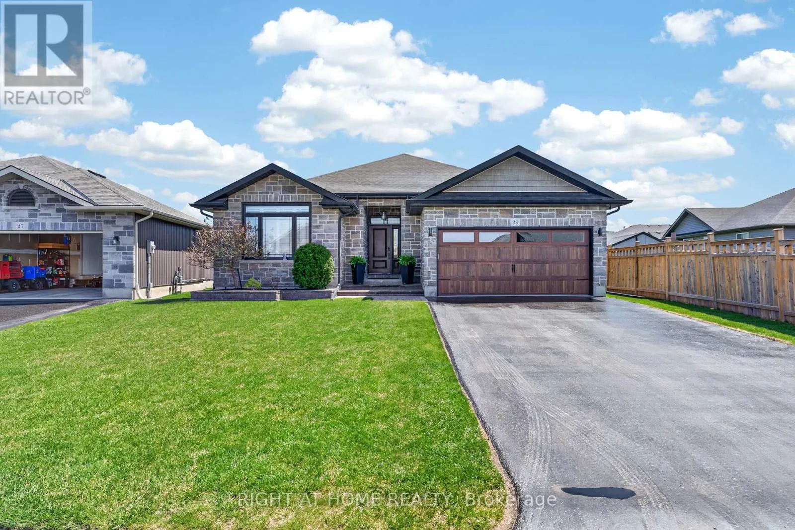 29 WOODBURN DRIVE