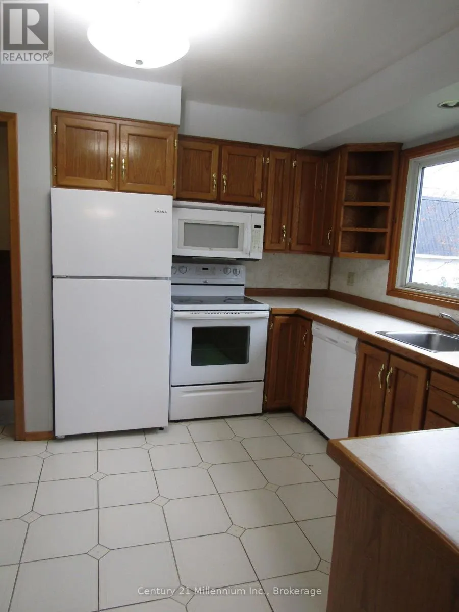 1 - 368 PRINCES STREET S #1