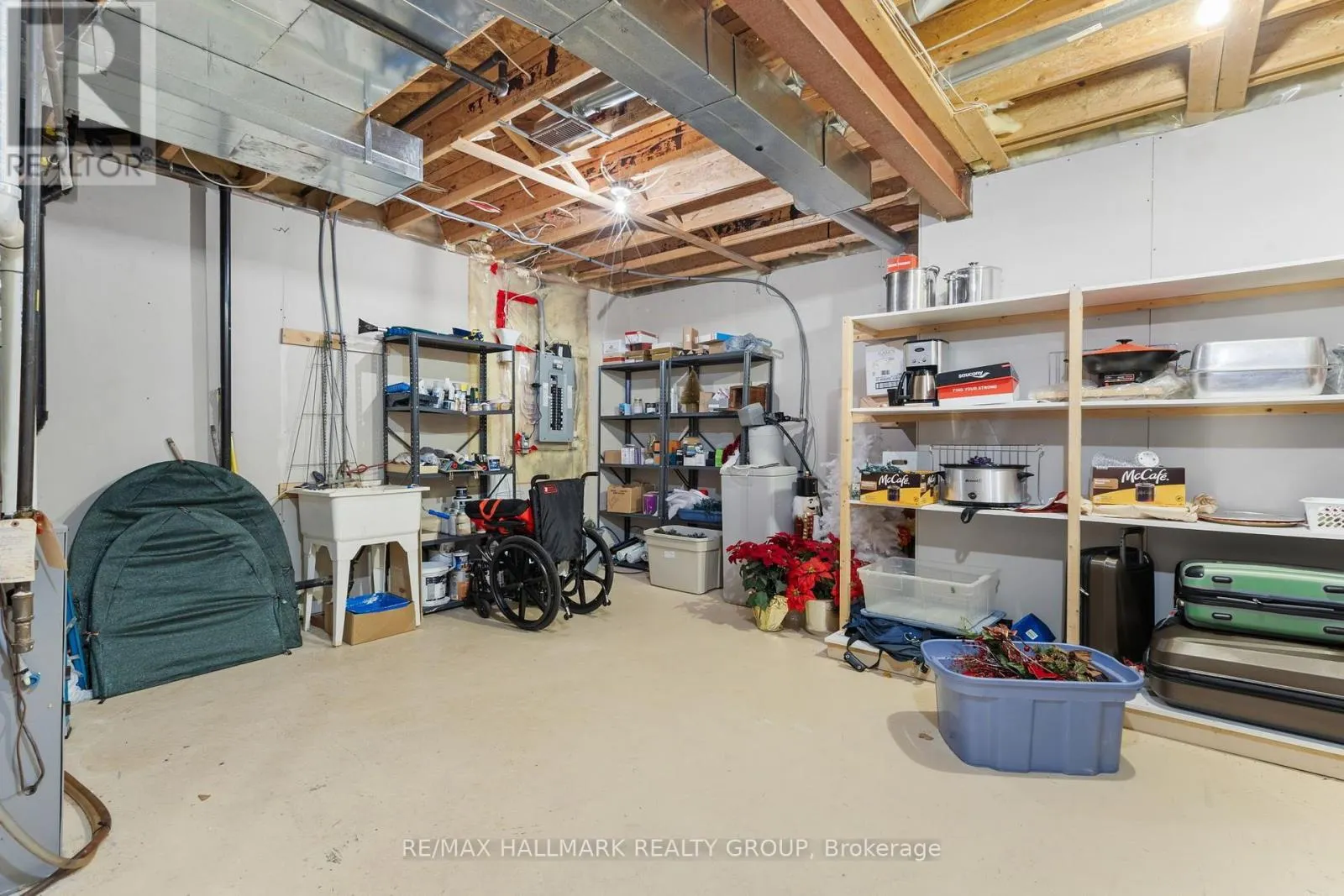 2093 AUBURN RIDGE DRIVE