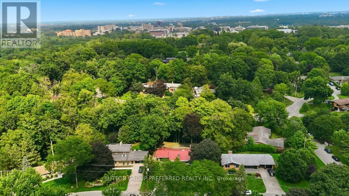 7 METAMORA CRESCENT