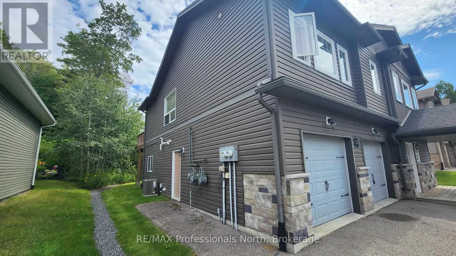 33 GOODWIN DRIVE