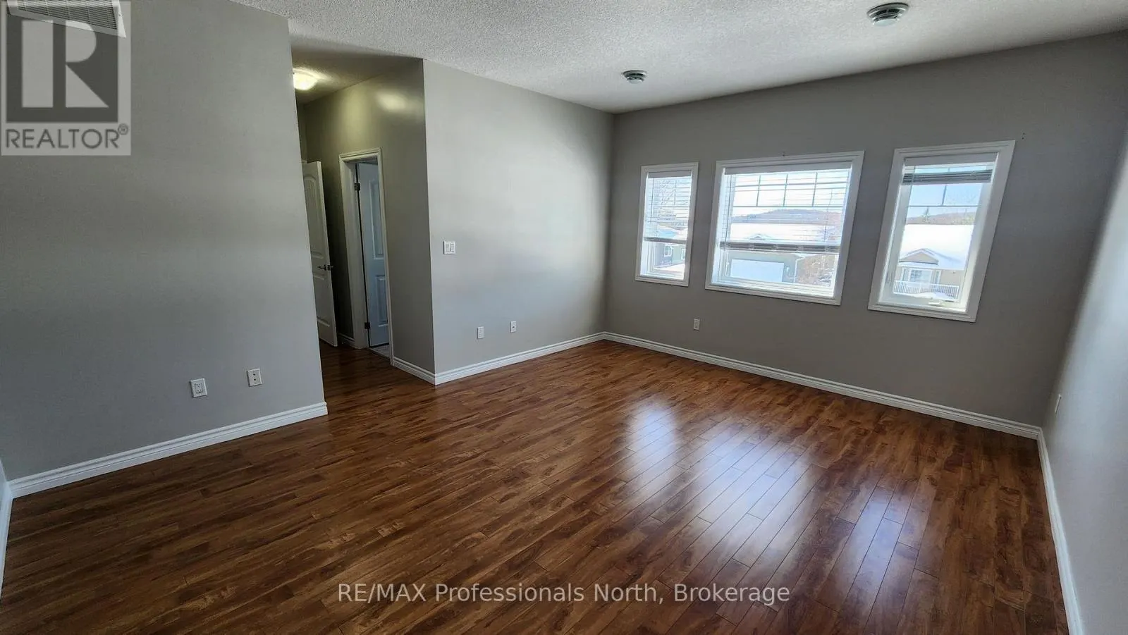 33 GOODWIN DRIVE