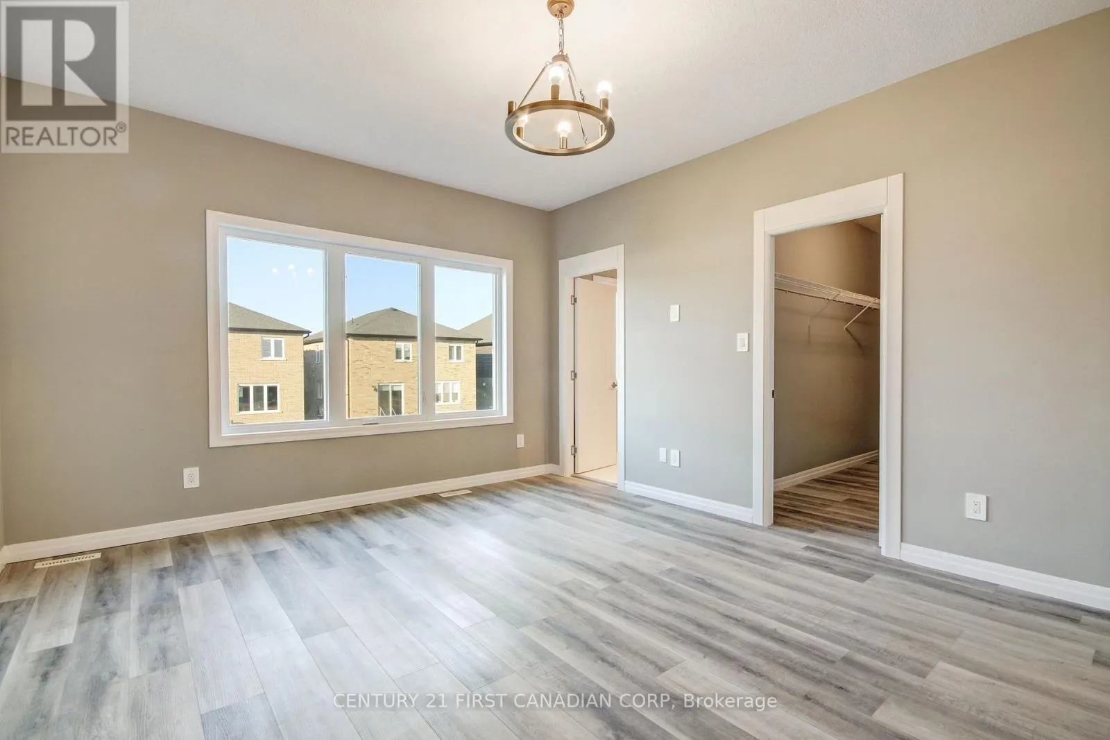 2920 LEMIEUX WALK