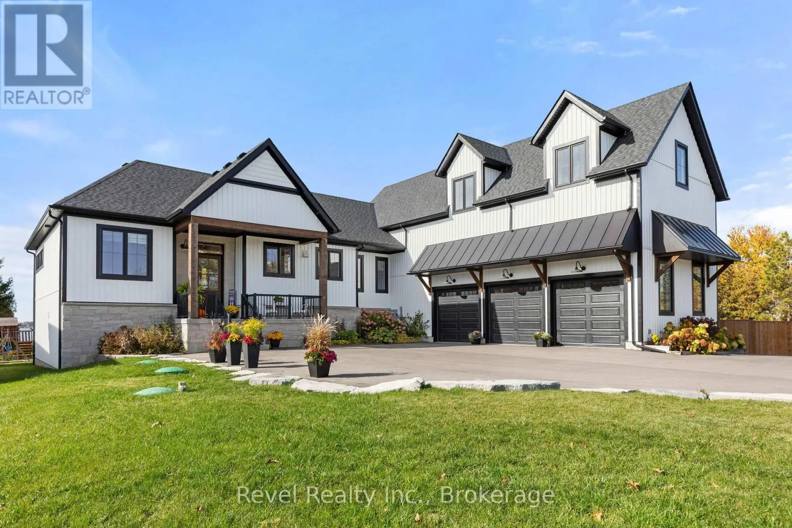 48 PLEASANT VIEW CRESCENT