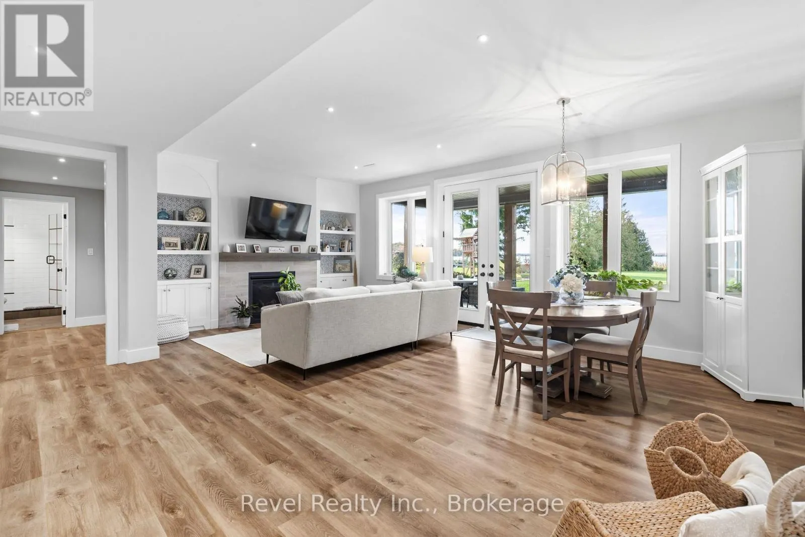 48 PLEASANT VIEW CRESCENT