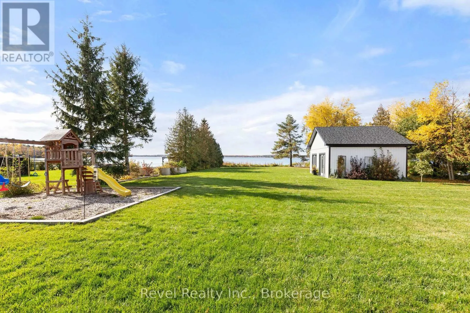 48 PLEASANT VIEW CRESCENT