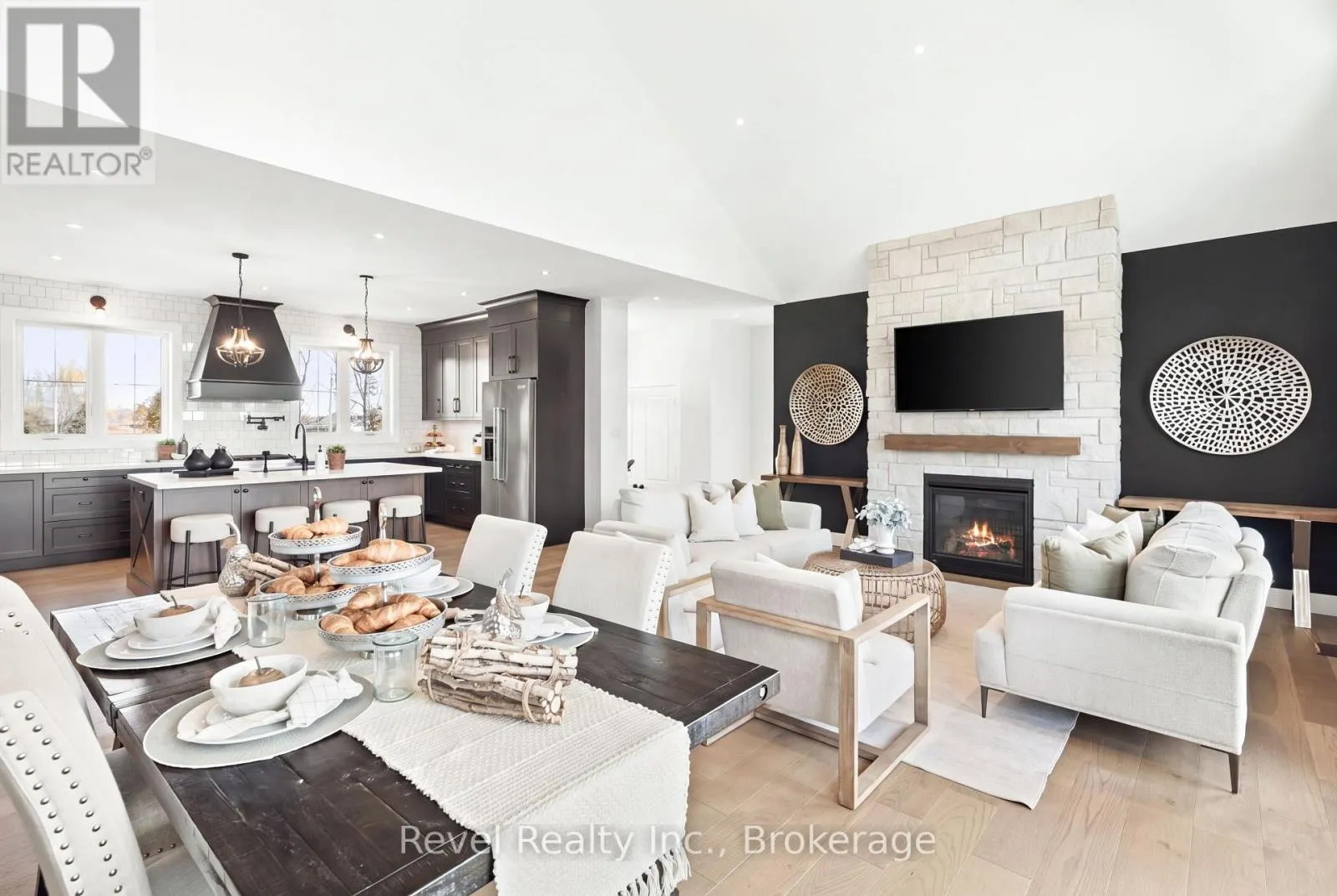 48 PLEASANT VIEW CRESCENT