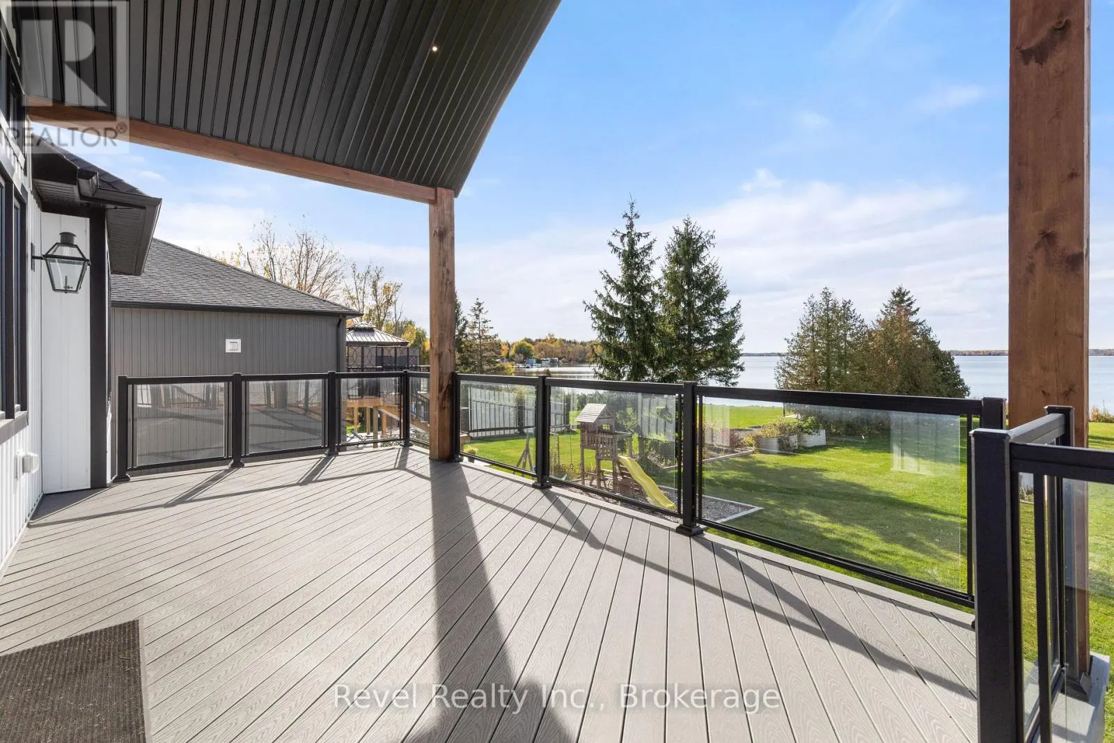 48 PLEASANT VIEW CRESCENT