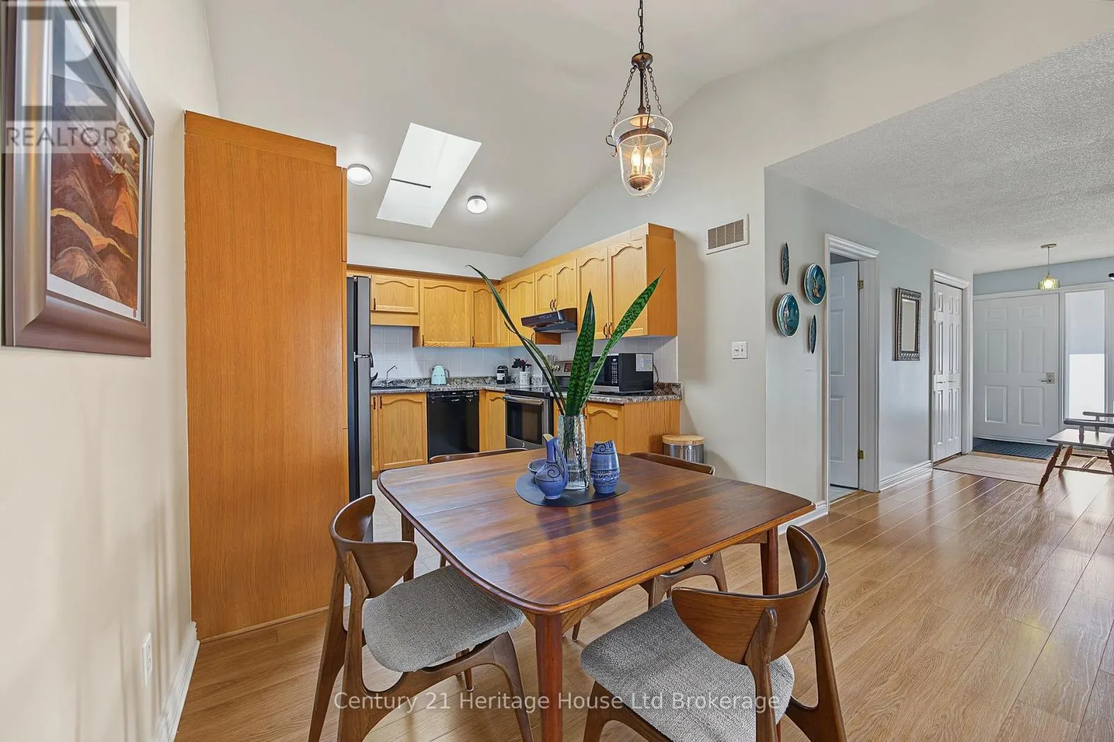16 SINCLAIR DRIVE