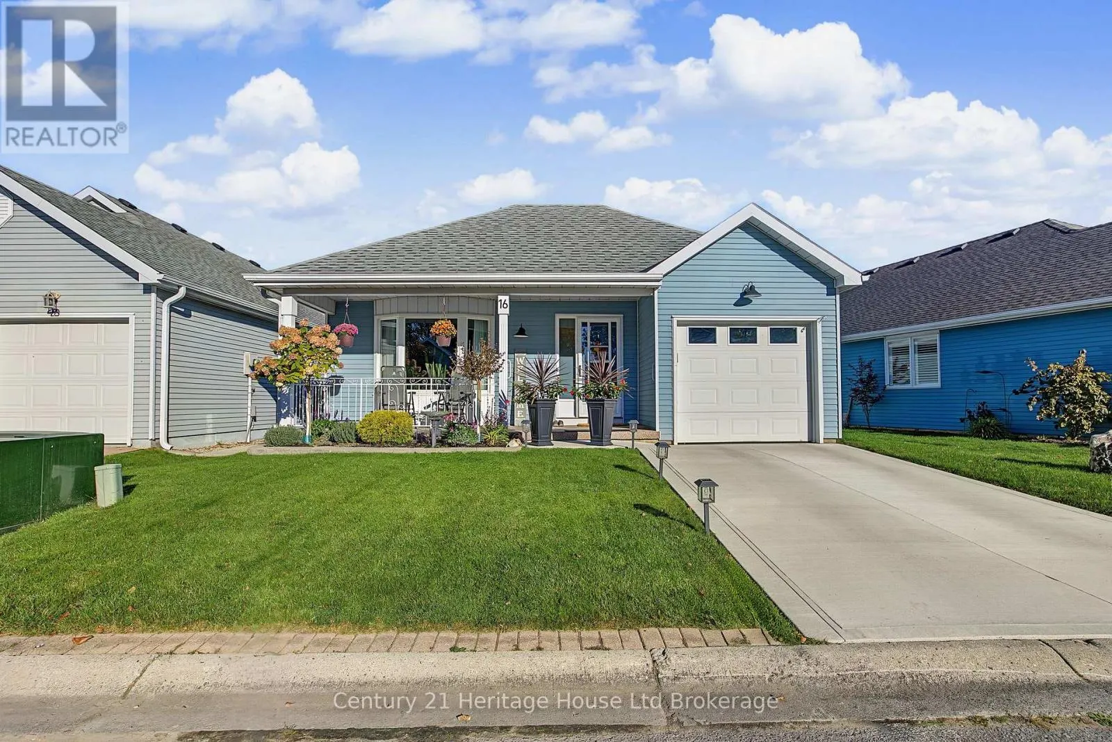16 SINCLAIR DRIVE