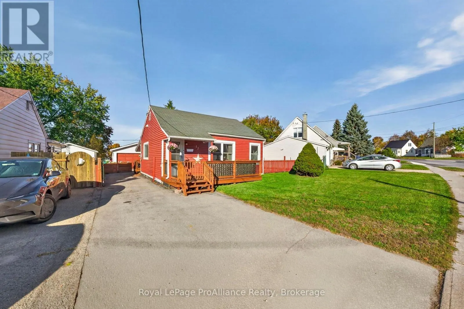 12 KERR CRESCENT
